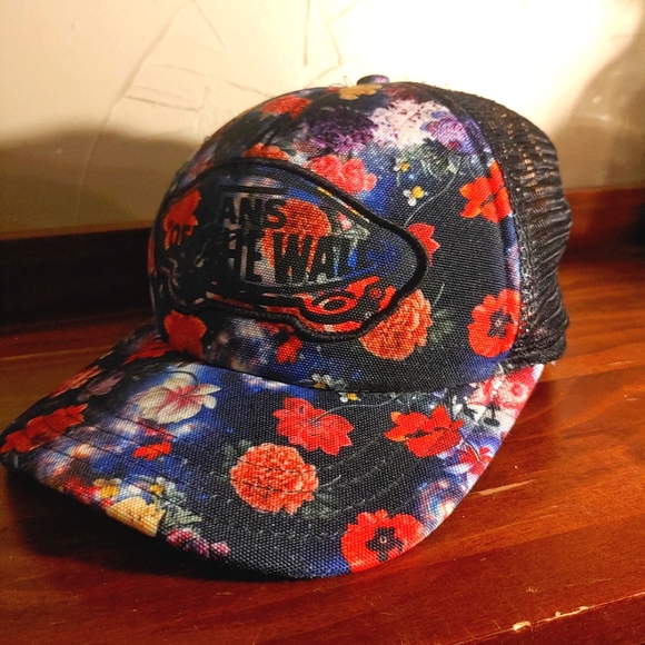 VANS "Galaxy Floral" Black Mesh Flowers Logo Patch Snapback Trucker Baseball Hat - Picture 9 of 15